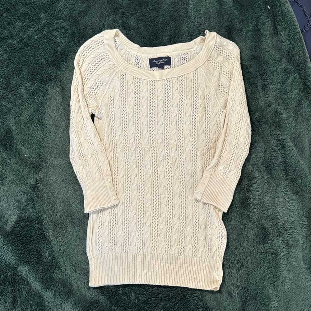 American Eagle sweater